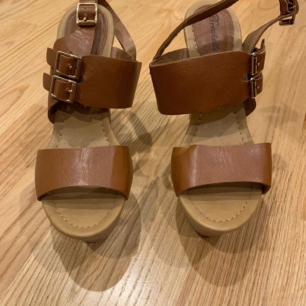 Platform sandals - Picture 7 of 9